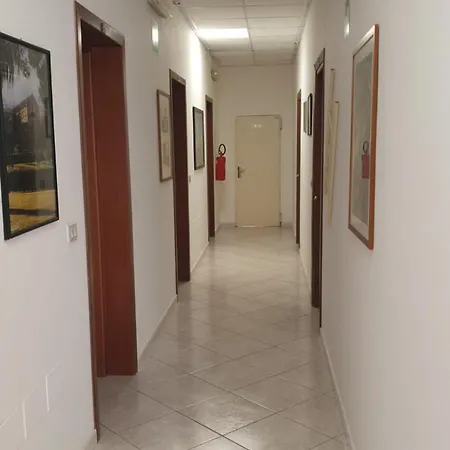 4 Mori كالياري