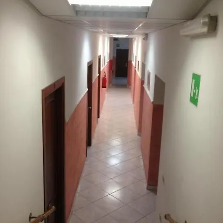 فندق 4 Mori كالياري