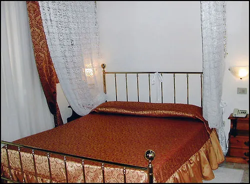 4 Mori Кальяри