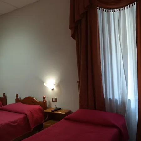 4 Mori Hotel 3*