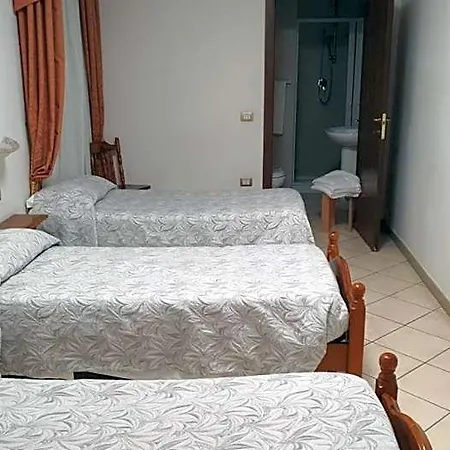 Hotel 4 Mori 3*
